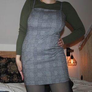 DIVIDED H&M Green Long Sleeve Winter Fall Crop Top Evergreen Knit Hip Cute Warm